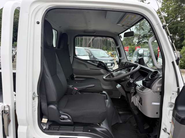 Mitsubishi Fuso Canter 12