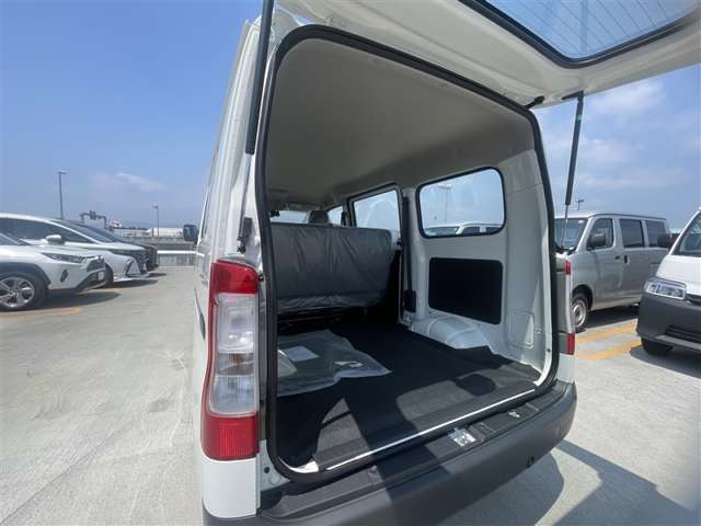 Toyota Town Ace Van 6