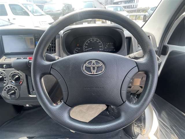 Toyota Town Ace Van 9