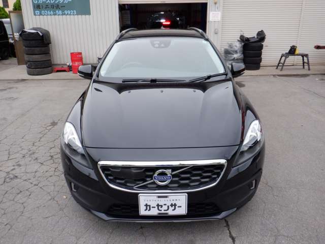 Volvo V40 Cross Country 2