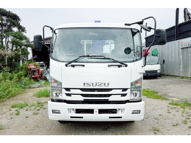 Isuzu Forward 3