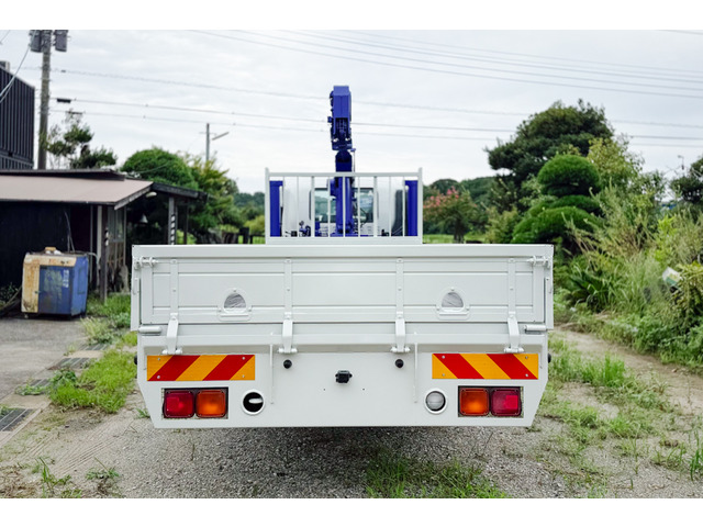 Isuzu Forward 8