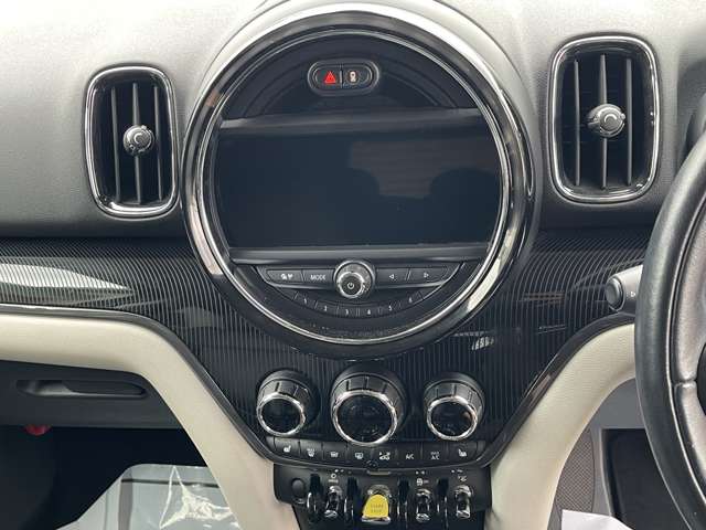 MINI Crossover 2