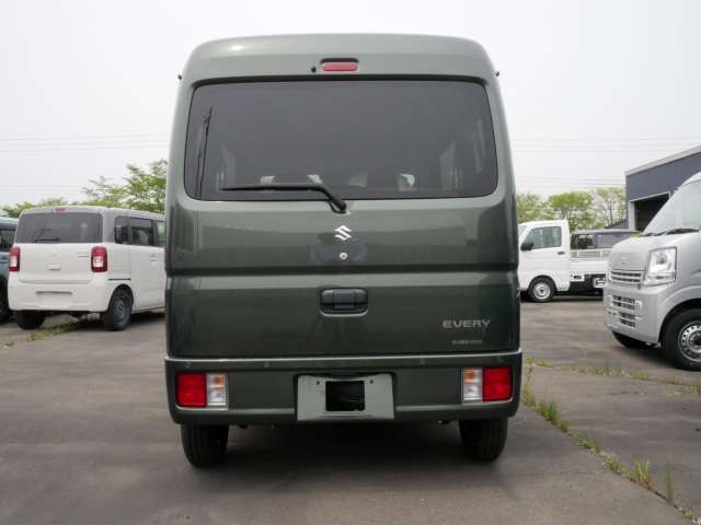 Suzuki Every 11