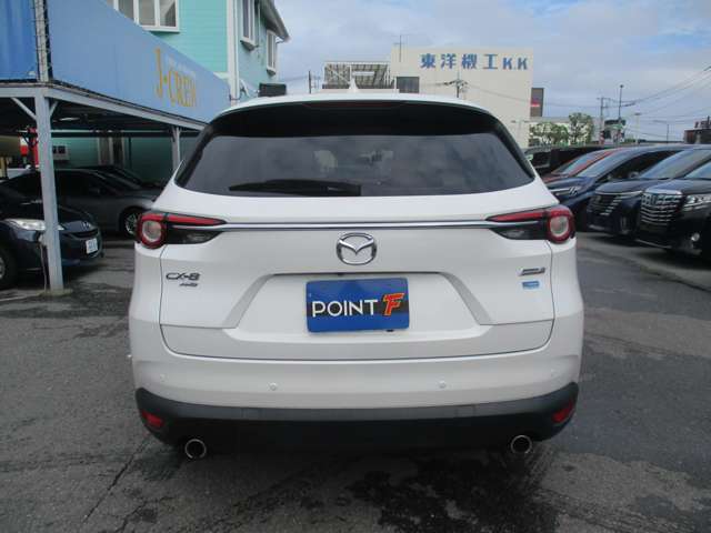 Mazda CX-8 10