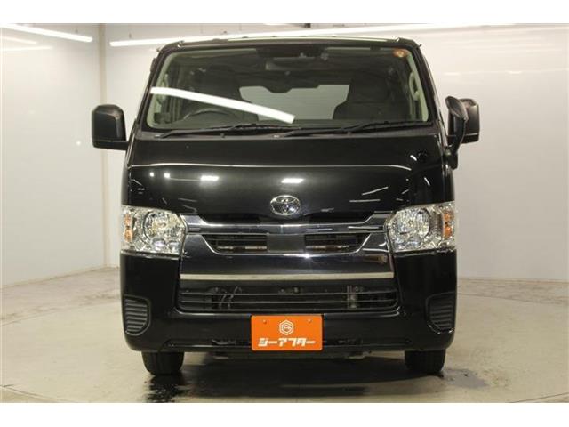 Toyota Hiace Van 3