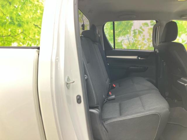 Toyota Hilux 7