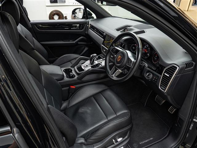 Porsche Cayenne 12
