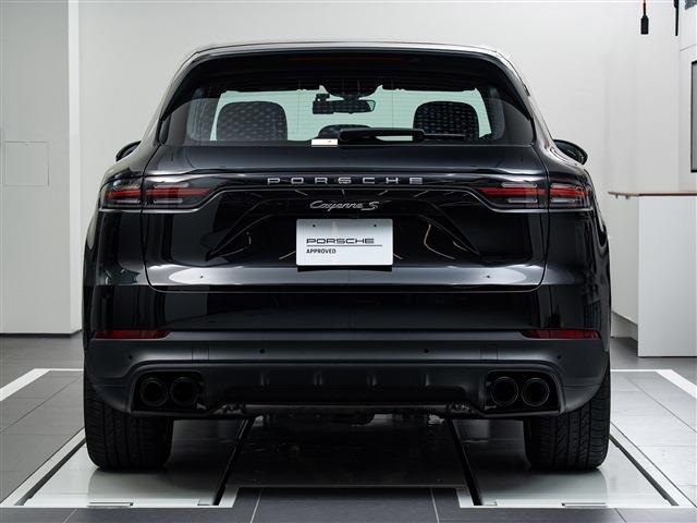 Porsche Cayenne 4