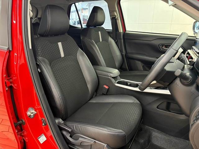 Daihatsu Rocky 11