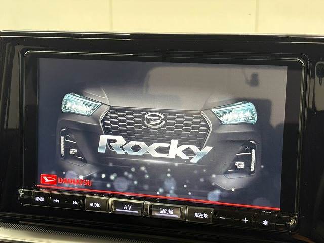 Daihatsu Rocky 3