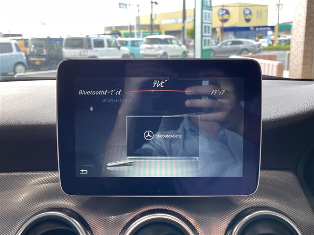 Mercedes-Benz GLA-Class 5