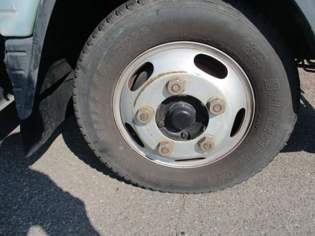 Mitsubishi Fuso Canter 12