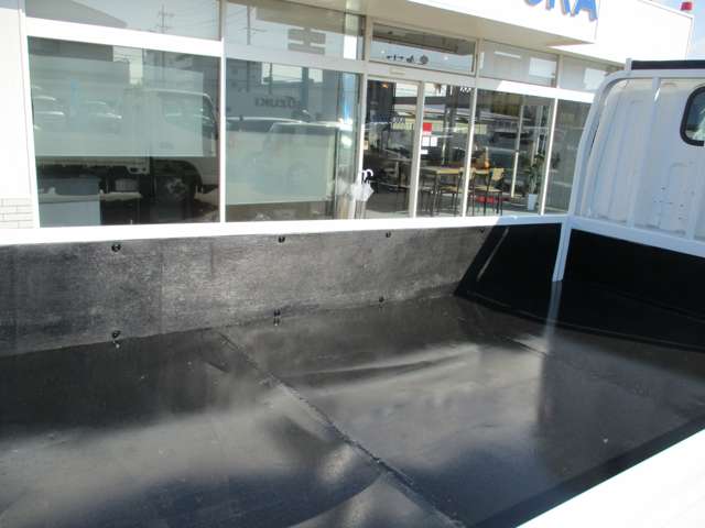 Mitsubishi Fuso Canter 10