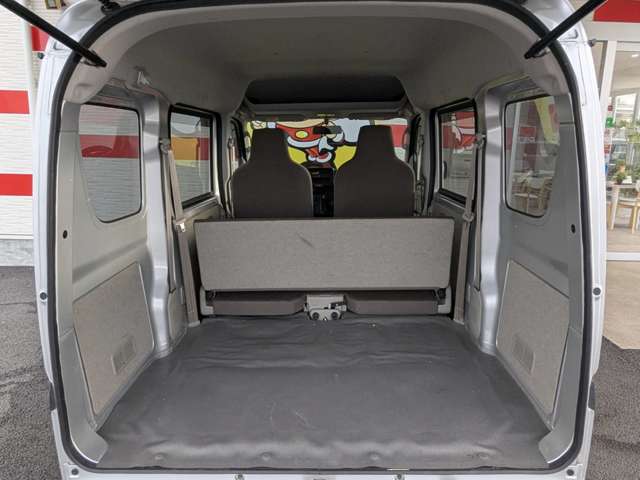 Nissan NV100 Clipper 11