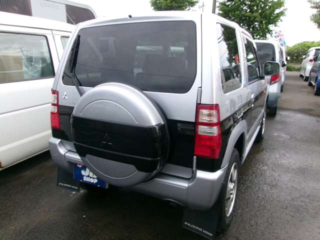 Mitsubishi Pajero Mini 10