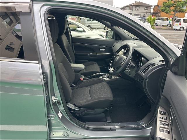 Mitsubishi RVR 3