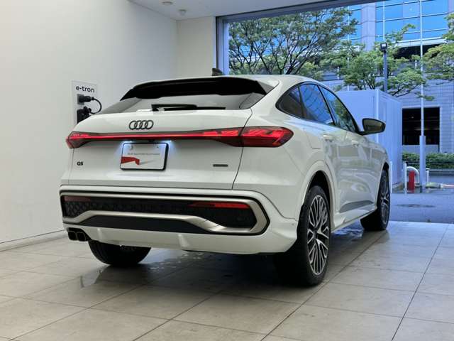 Audi Q5 Sportback 7