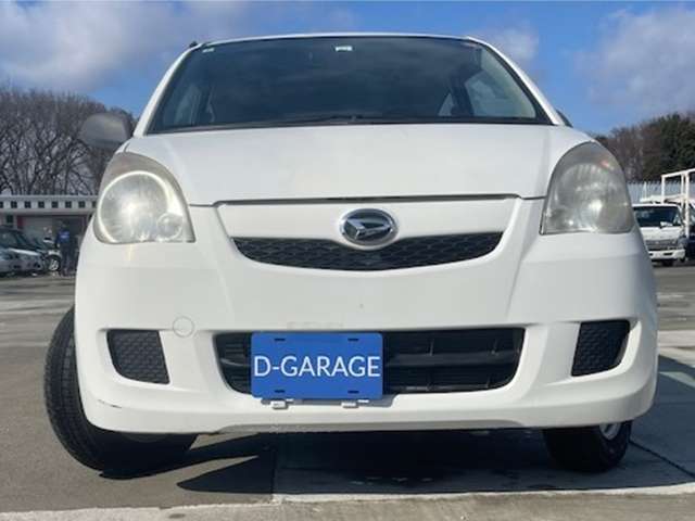 Daihatsu Mira 8