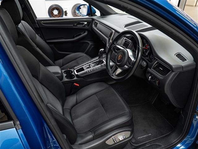 Porsche Macan 12