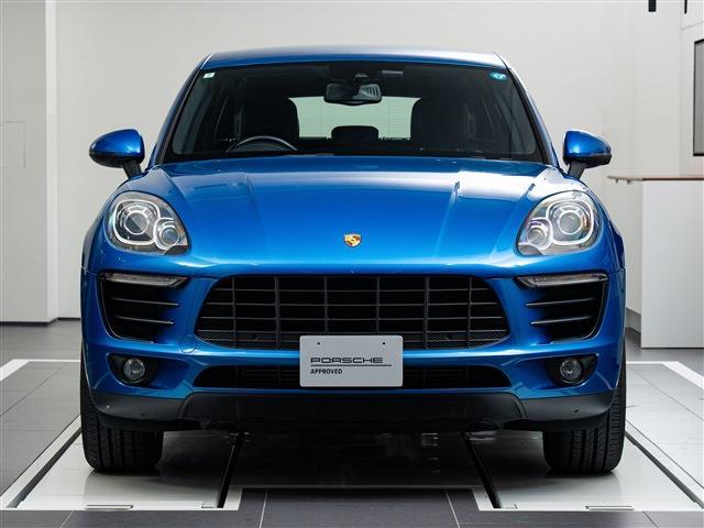 Porsche Macan 3