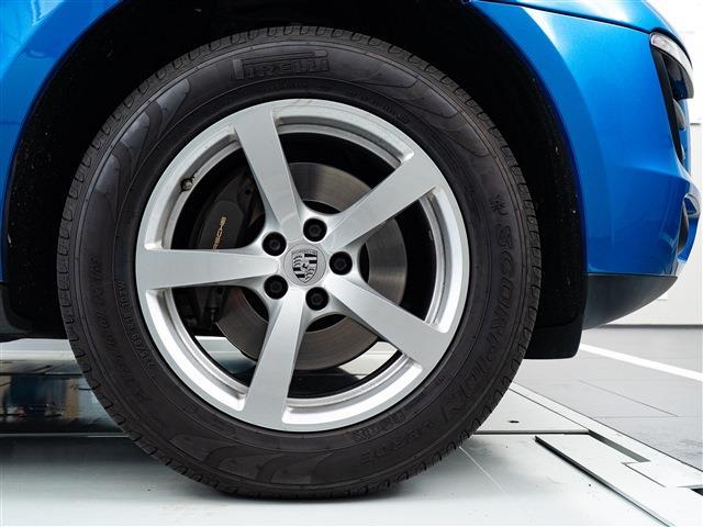 Porsche Macan 5