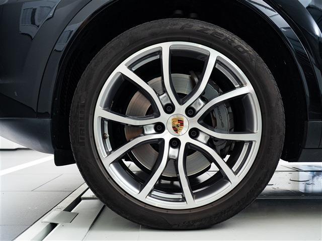 Porsche Cayenne 5