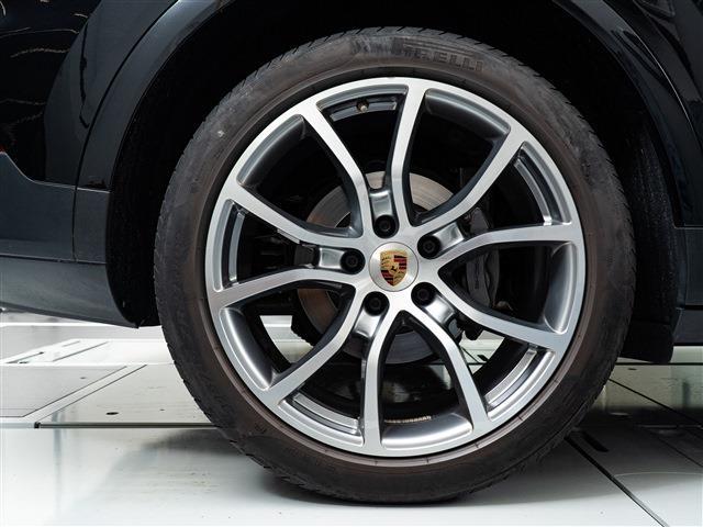 Porsche Cayenne 7