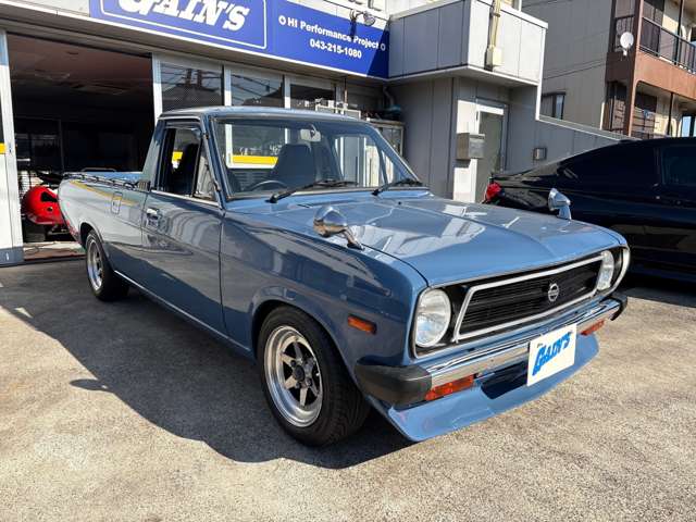 Nissan Sunny Truck 2