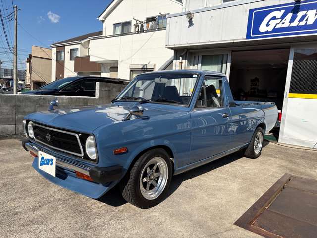 Nissan Sunny Truck 4