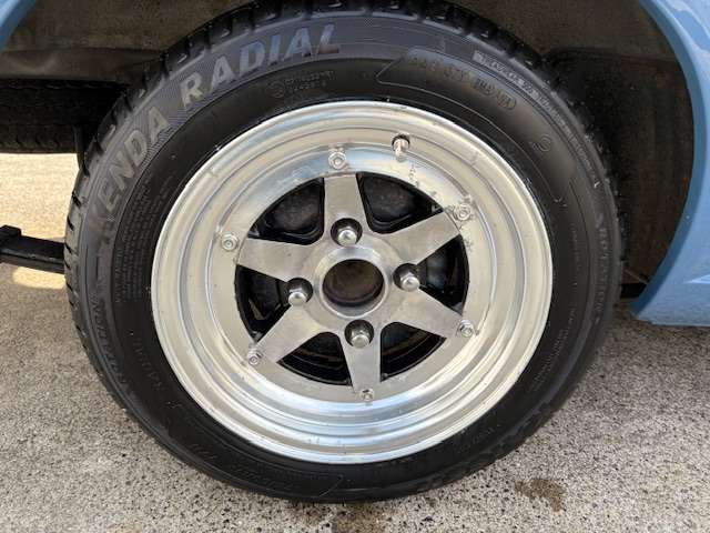 Nissan Sunny Truck 10