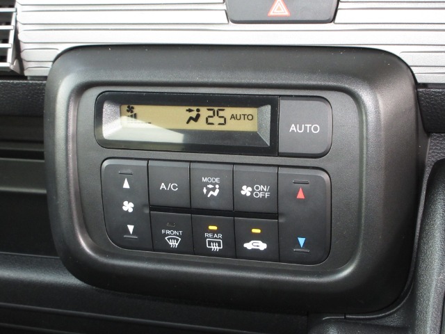 Honda N-VAN 11