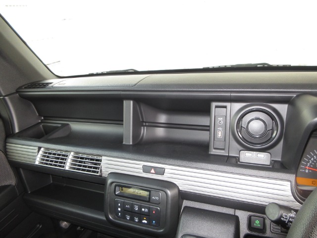 Honda N-VAN 2