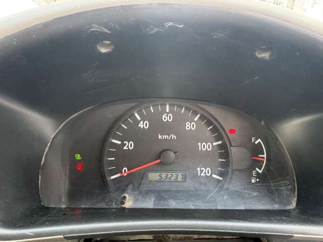 Nissan NV100 Clipper 11