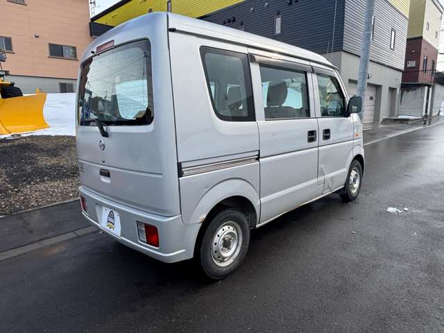 Nissan NV100 Clipper 5