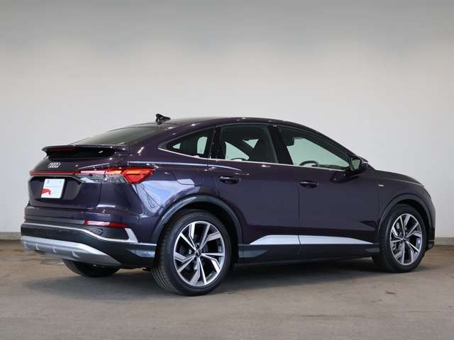 Audi Q4 Sportback e-tron 5