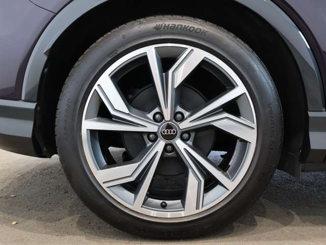 Audi Q4 Sportback e-tron 9