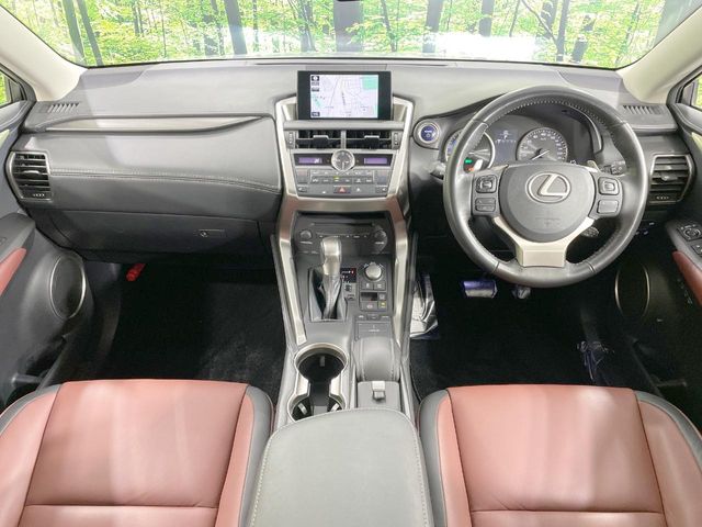 Lexus NX 2