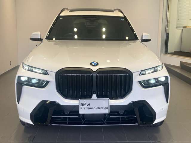 BMW X7 11