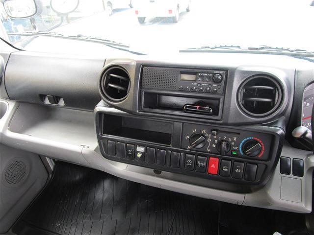 Hino Dutro 11