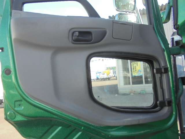 UD Trucks Quon 5