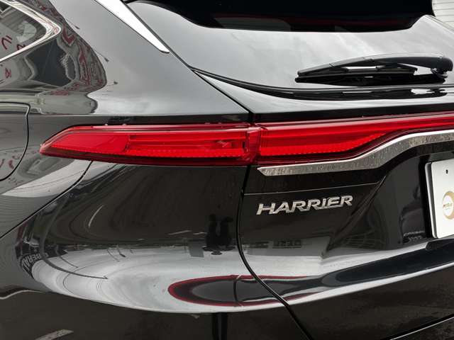 Toyota Harrier 12