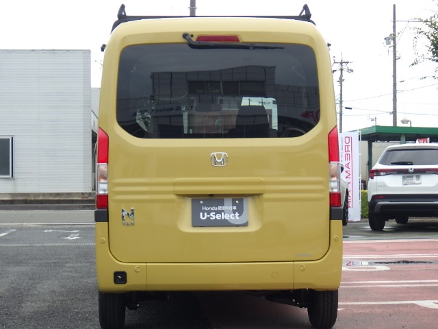 Honda N-VAN 11