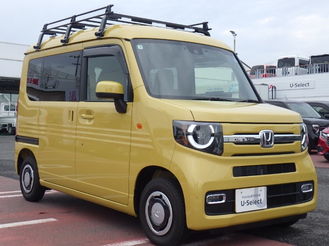 Honda N-VAN 8