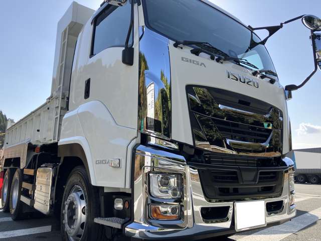Isuzu Giga 3
