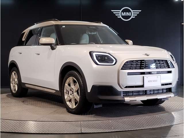 MINI Countryman 6