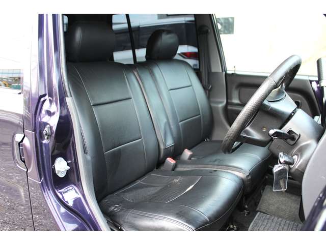 Daihatsu ネイキッド 6