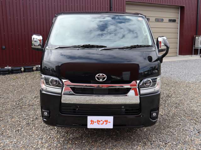 Toyota Hiace Van 2