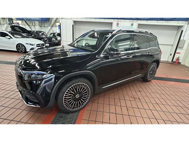 Mercedes-Benz EQB 12