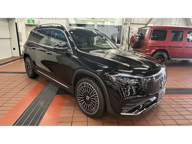 Mercedes-Benz EQB 5